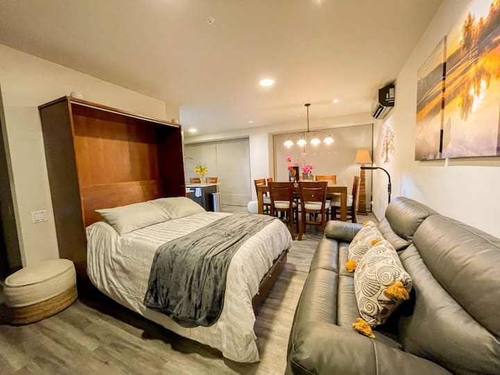 Incredibly confortable Murphy bed!