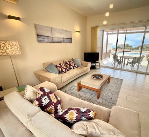 Stunning villa with breathtaking sea view