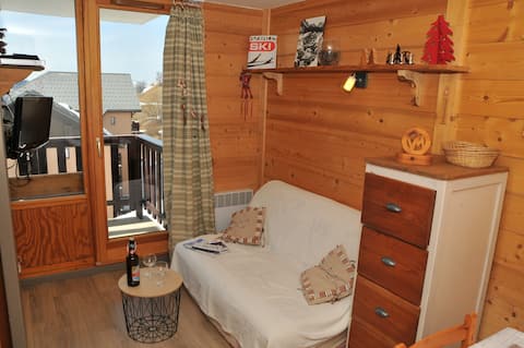 Top Airbnb: Apartment at the foot of the slopes. 1800 m in Valmeinier
