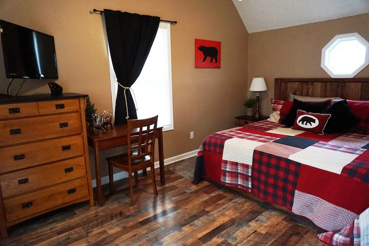 Dhoma e gjumit "King", kati i sipërm