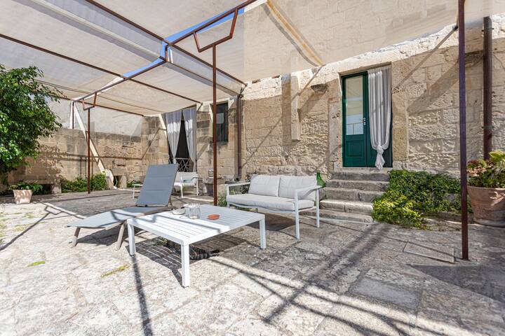 Enchanting Masseria 3 private rooms ensuite gallery image 3