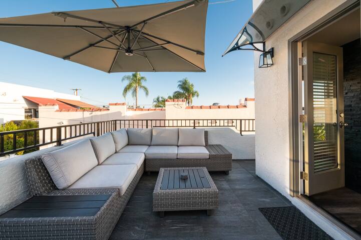 1stResorts.com 2 WATERVIEW FAMILY VILLAS HOTTUB AC gallery image 3