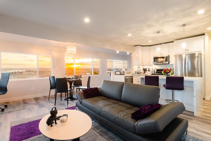 1stResorts.com 2 WATERVIEW FAMILY VILLAS HOTTUB AC