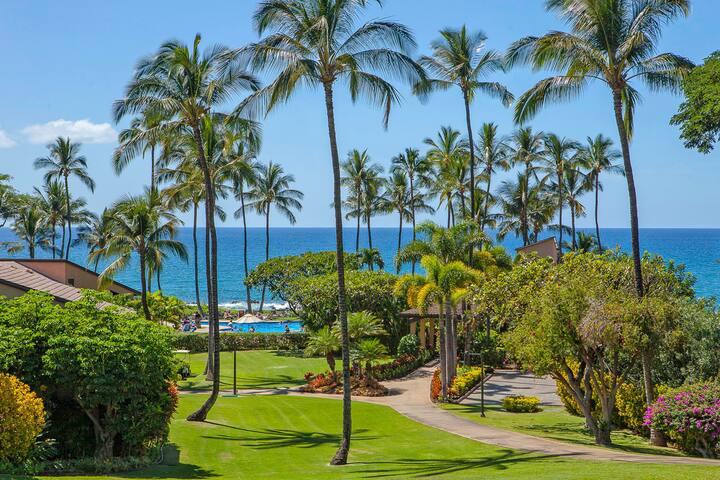 Hawaiian Paradise! Fantastic Beachfront 2bd 2bath gallery image 2