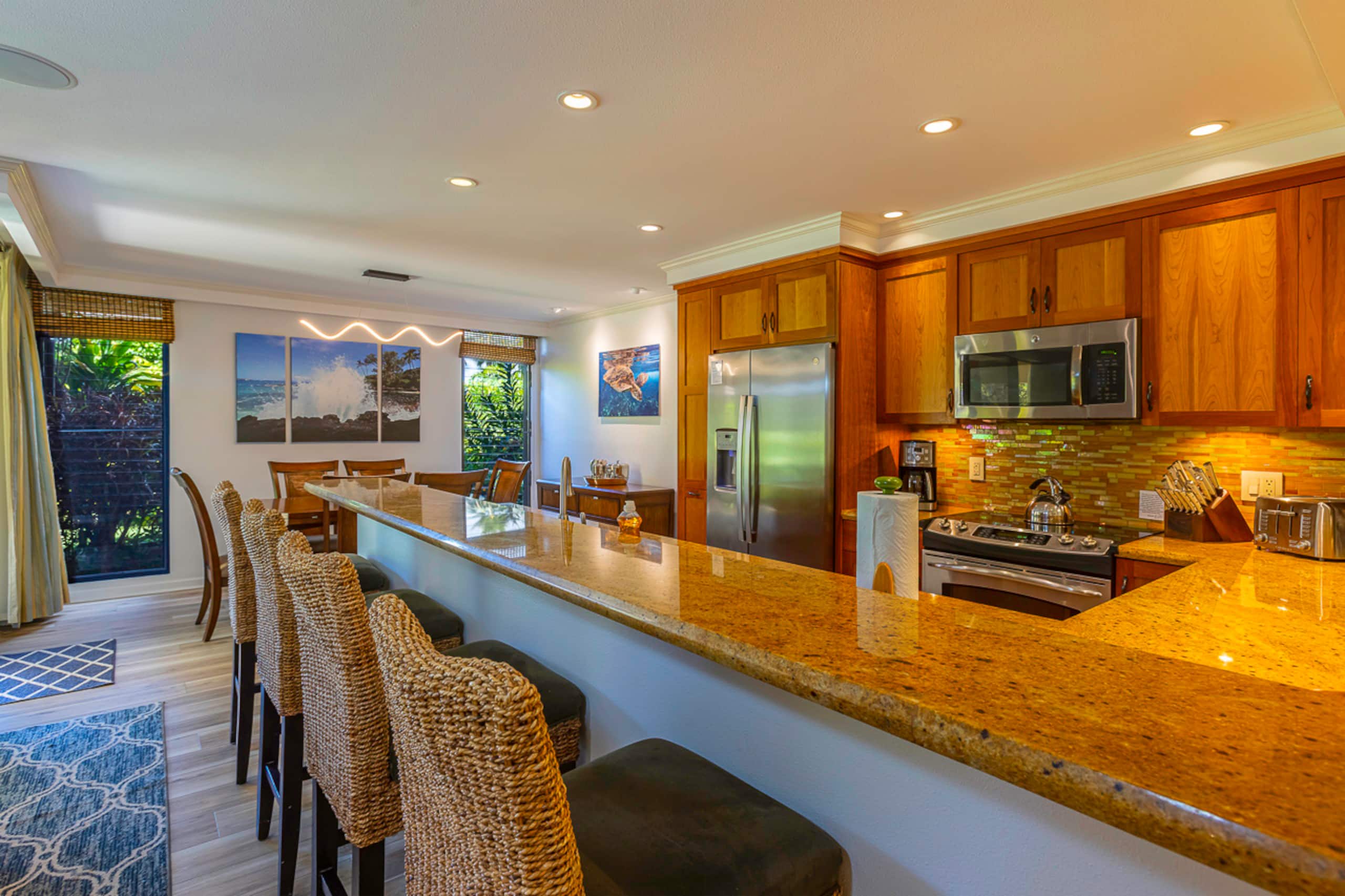 Condo in Kihei · ★4.92 · 2 bedrooms · 3 beds · 2 baths - Image 12
