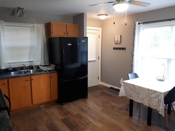 Bright, quiet one bedroom apartment in nature Flats for Rent in