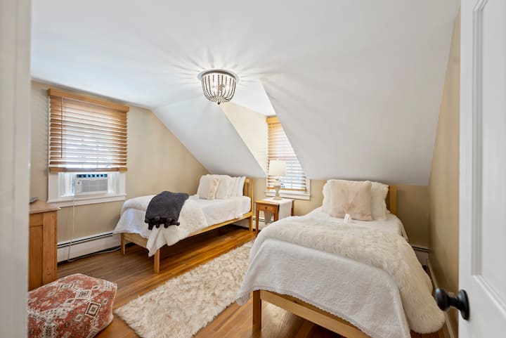 Dormitorio 1 con dos camas individuales.