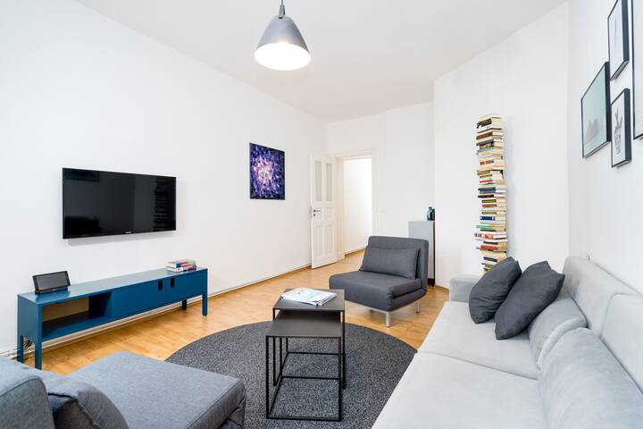 2-Bedroom & 95 sqm Apartment with Two-Balconies gallery image 4