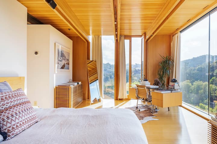Unique Zen Hollywood Hills Home in Laurel Canyon - Houses for Rent