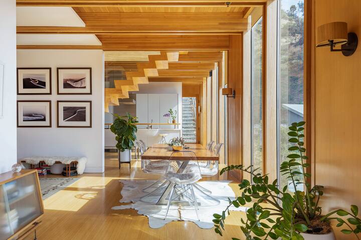 Unique Zen Hollywood Hills Home in Laurel Canyon gallery image 2