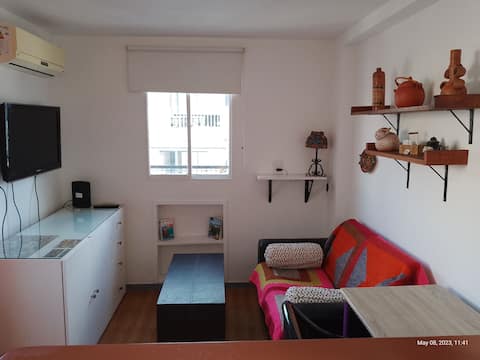 Top Airbnb: Lovely penthouse/terraza at San Martin square en Retiro