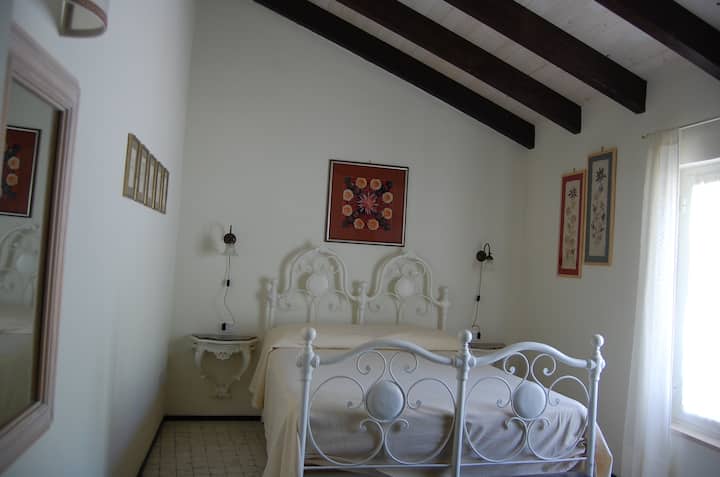 חדר השינה הראשי