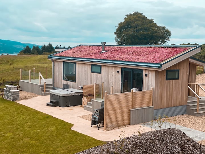 Fox Lodge - Panoramic, stunning views, rural .