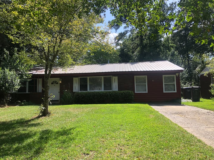 Lake Olmstead Gem! Walk to Canal & Masters! Houses for Rent in