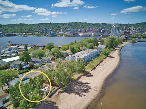 Lake Superior Beach House - .04mi to Canal Park