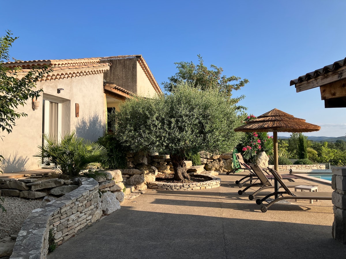 Les Vans locations de maisons de vacances Auvergne Rhone Alpes France Airbnb