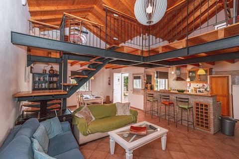 Top Airbnb: Countryside Loft - The 3 Carob Tree in São Brás De Alportel