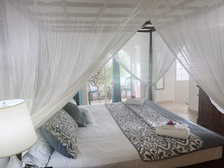 Simpson Bay Holiday Rentals & Homes Sint Maarten, Sint Maarten Airbnb