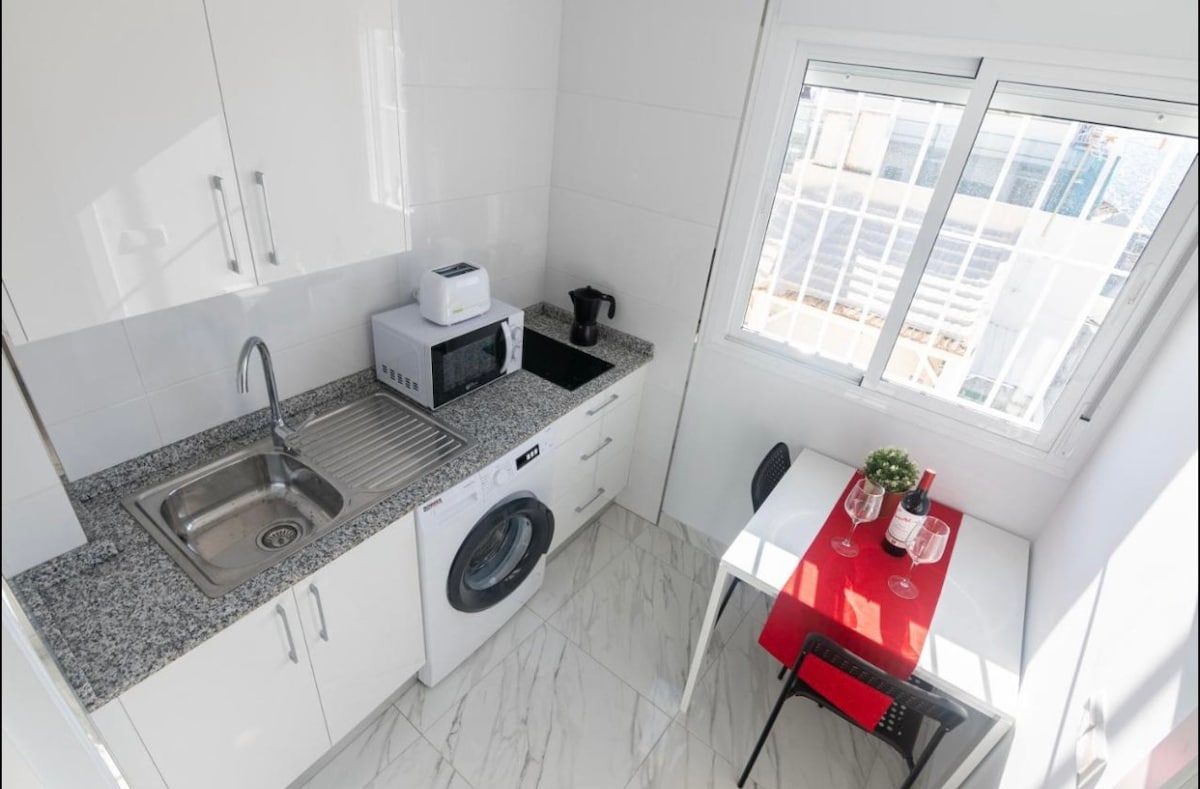 Top performing Airbnb: Studio in Pedregalejo Beach in Baños Del Carmen