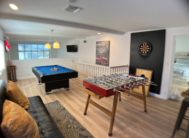 Beach Condo with Game Room 3BR/3BA gallery image 2