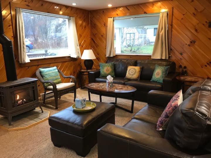 Blackhead Mountain Holiday Rentals & Homes Windham, NY Airbnb