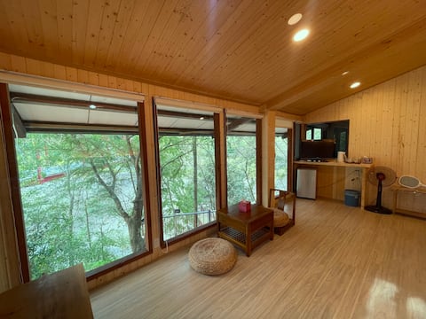 Mhuwe-Hostpring-River View-A10 Vocation House