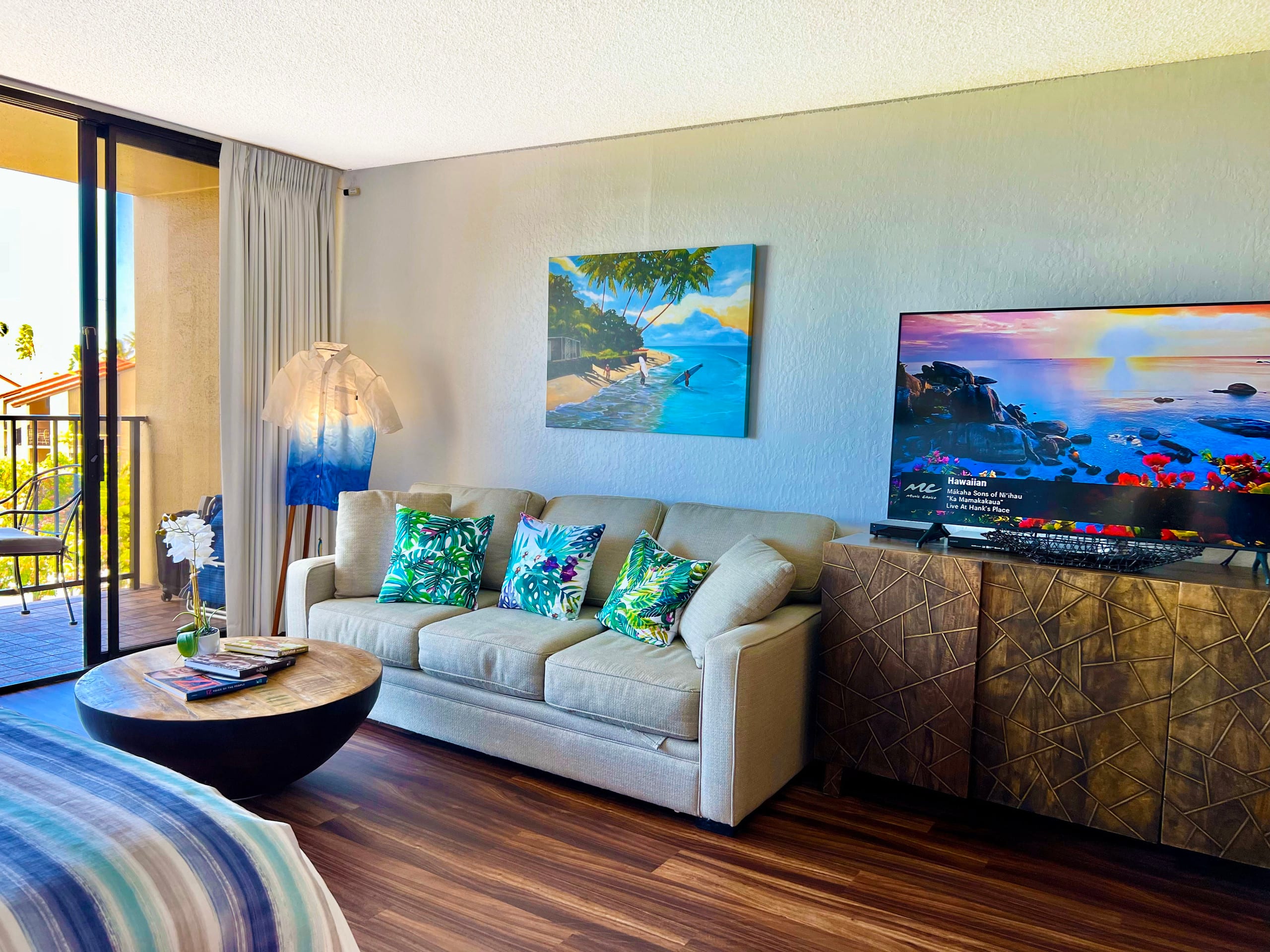 Condo in Lahaina · ★4.83 · Studio · 2 beds · 1 private bath - Image 10