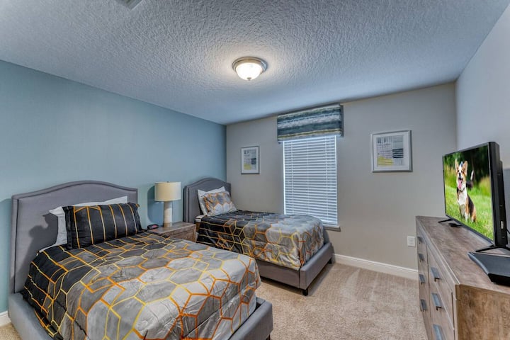 Bedroom 5