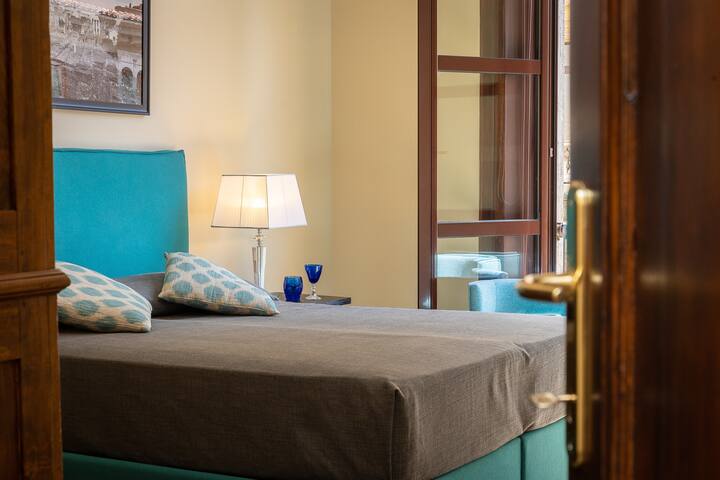 SPA Apartment Via Barberini gallery image 2