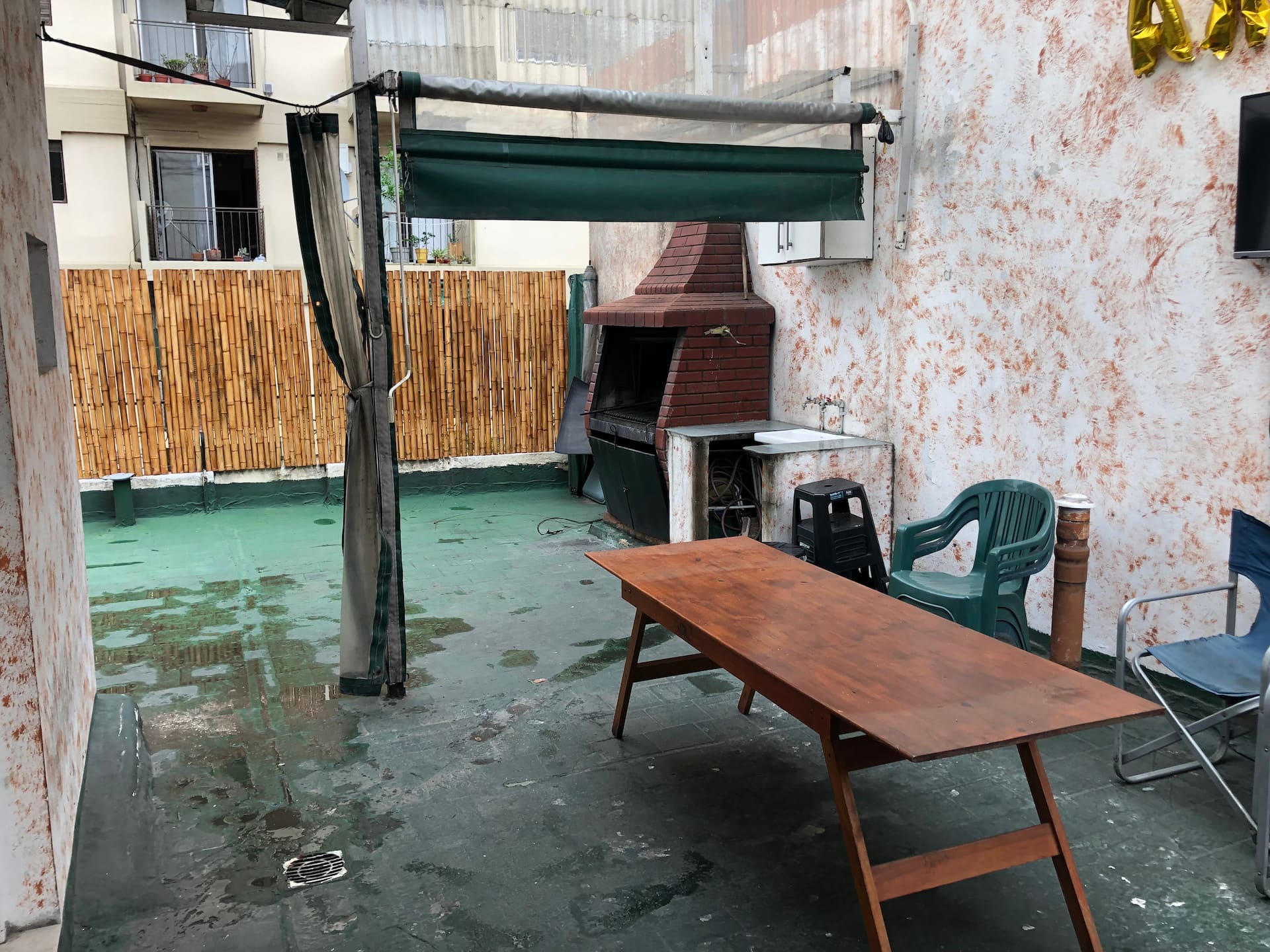 Apartment with a terrace in Monserrat