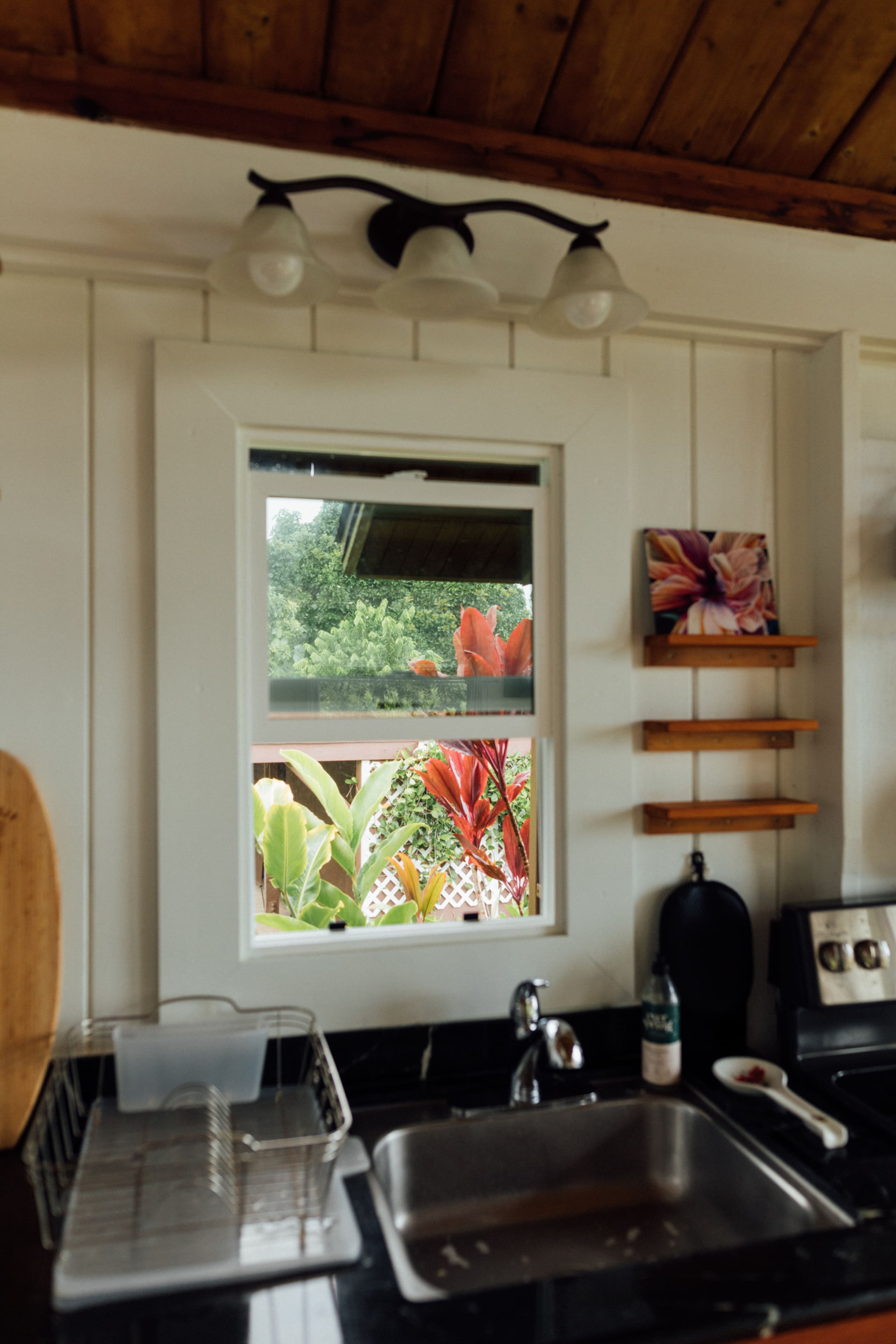 The Farm Cottage -At Olamana Organics - Photo 7