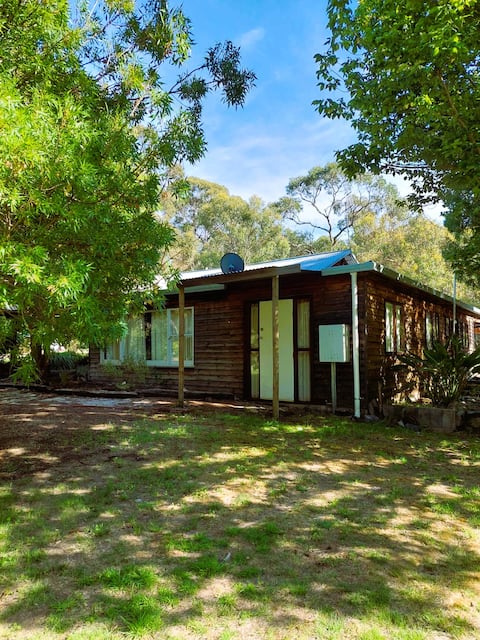 The Peaceful Retreat & The Bungalow Bus