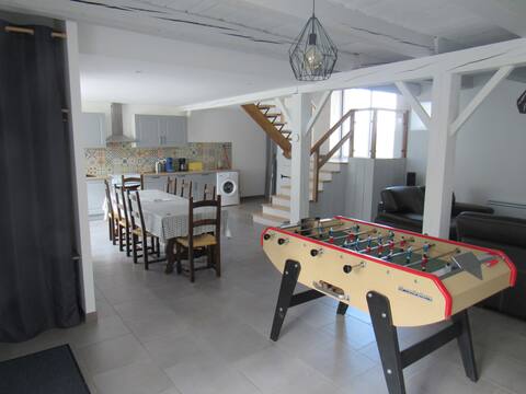 complete house for 8 people at the foot of Sancy