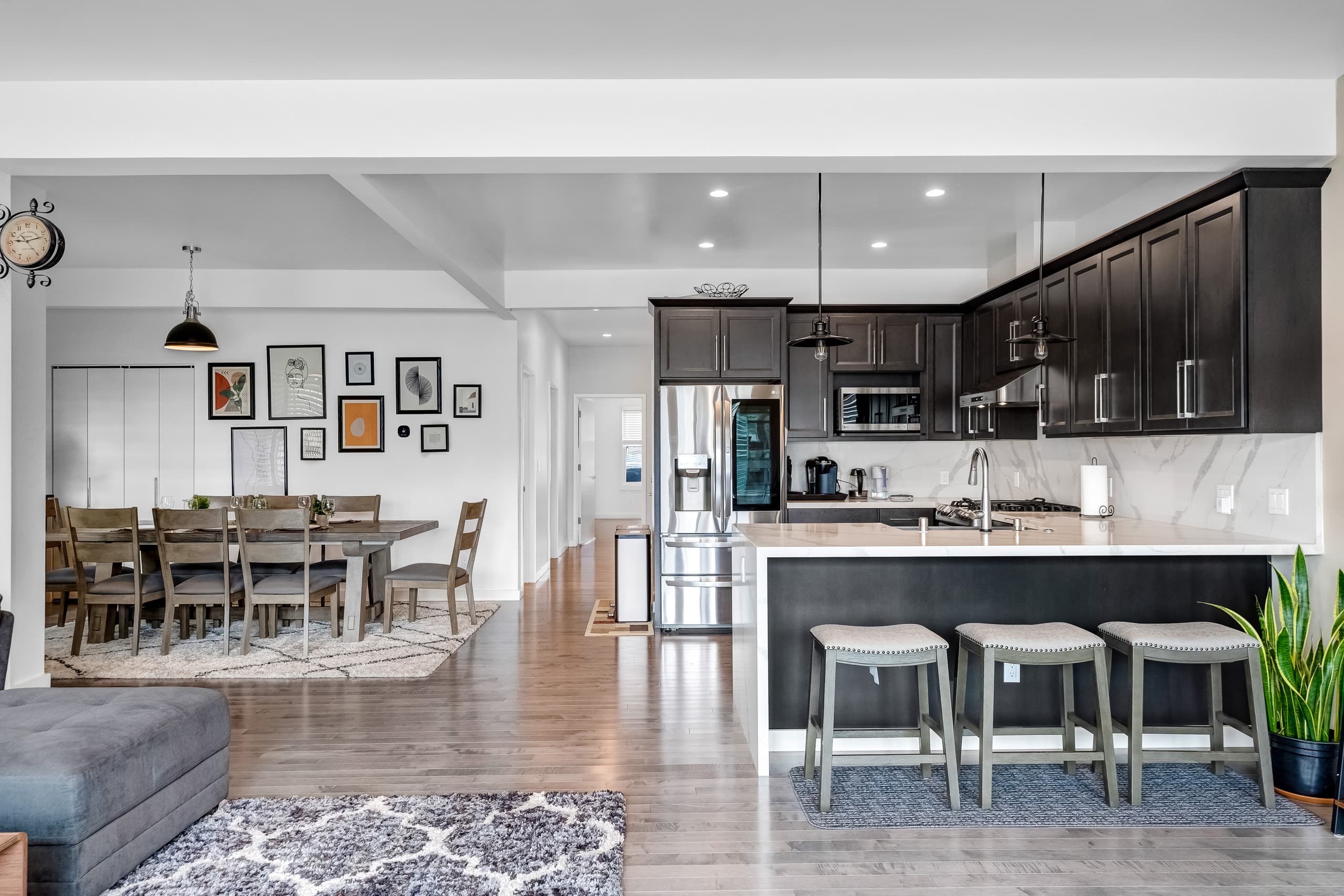Home in San Francisco · ★5.0 · 3 bedrooms · 3 beds · 2 baths - Image 3