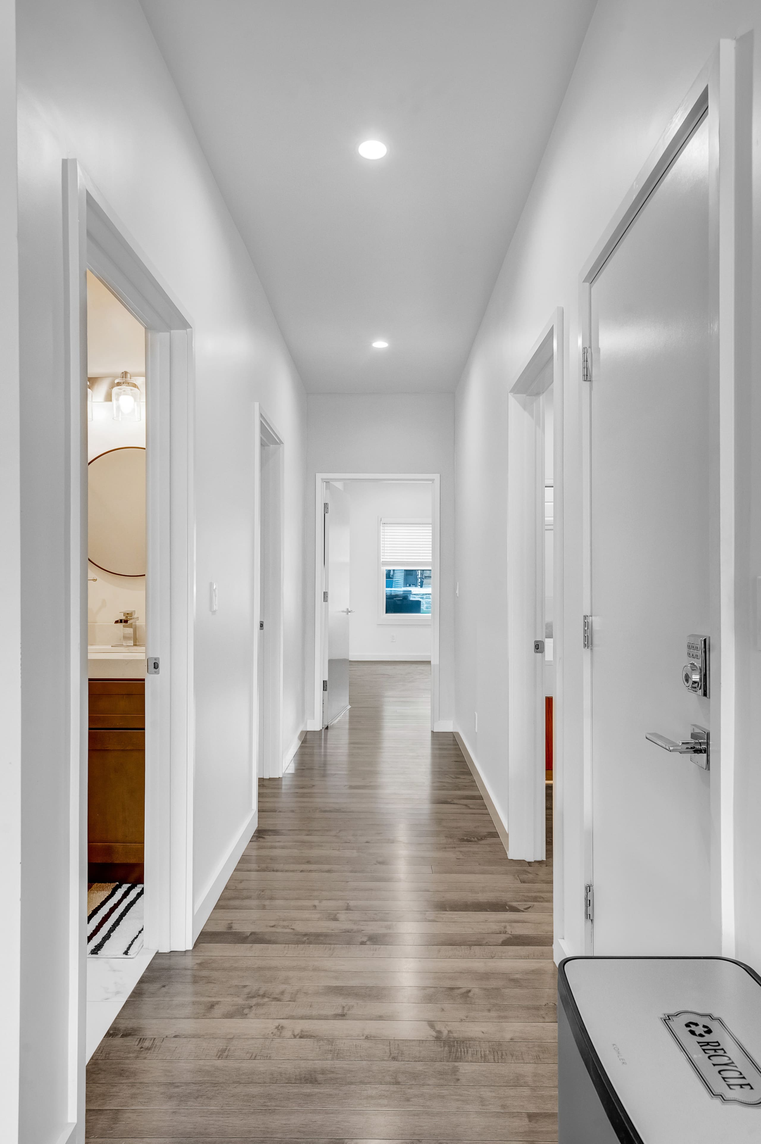 Home in San Francisco · ★5.0 · 3 bedrooms · 3 beds · 2 baths - Image 26