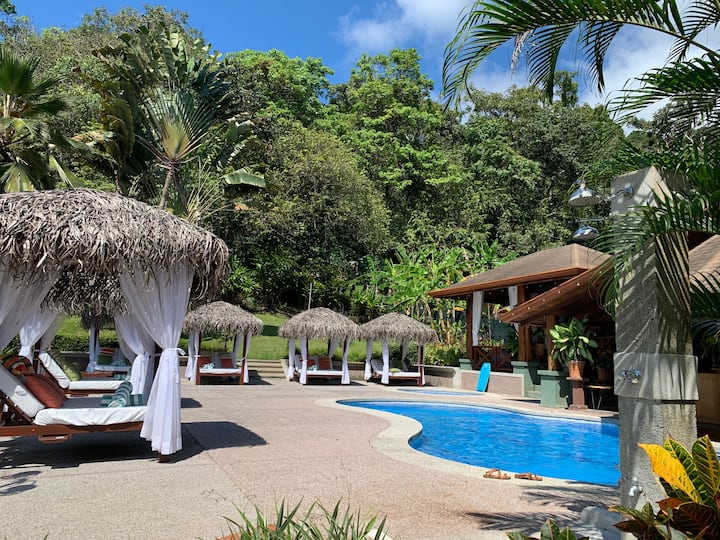 Espadilla South Beach Vacation Rentals & Homes Quepos, Costa Rica