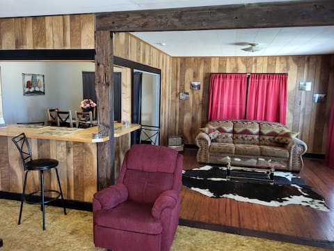 Randy's Bed and No Breakfast
