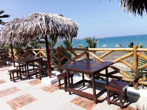 Eco Bungalows for groups in Machalilla