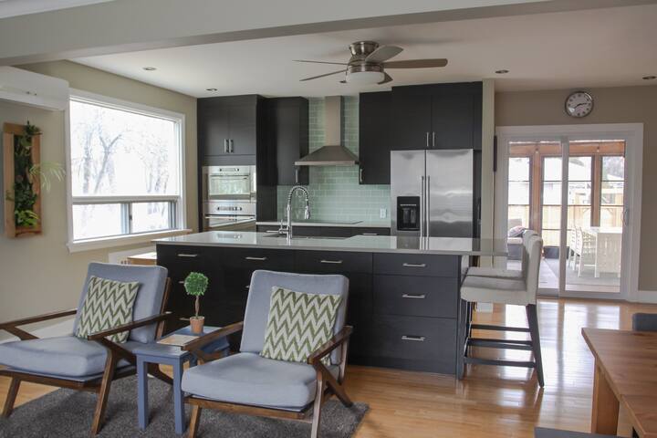 Comfortable, centrally located, quiet neighborhood