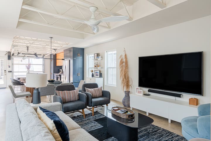 Eastside Retreat: Work, Play & Explore Downtown gallery image 2