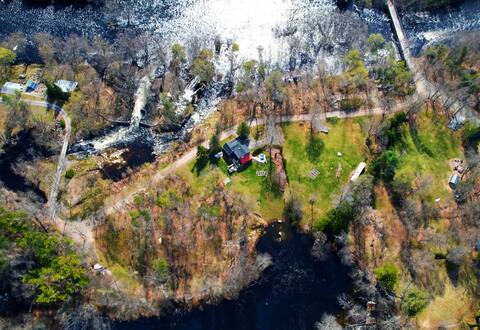 Luxury Amenities with Cottage Vibes.