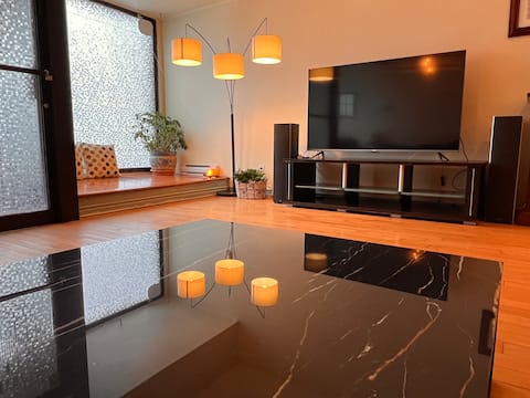 Private 3floors house+Terrace+Balcony+Free Parking