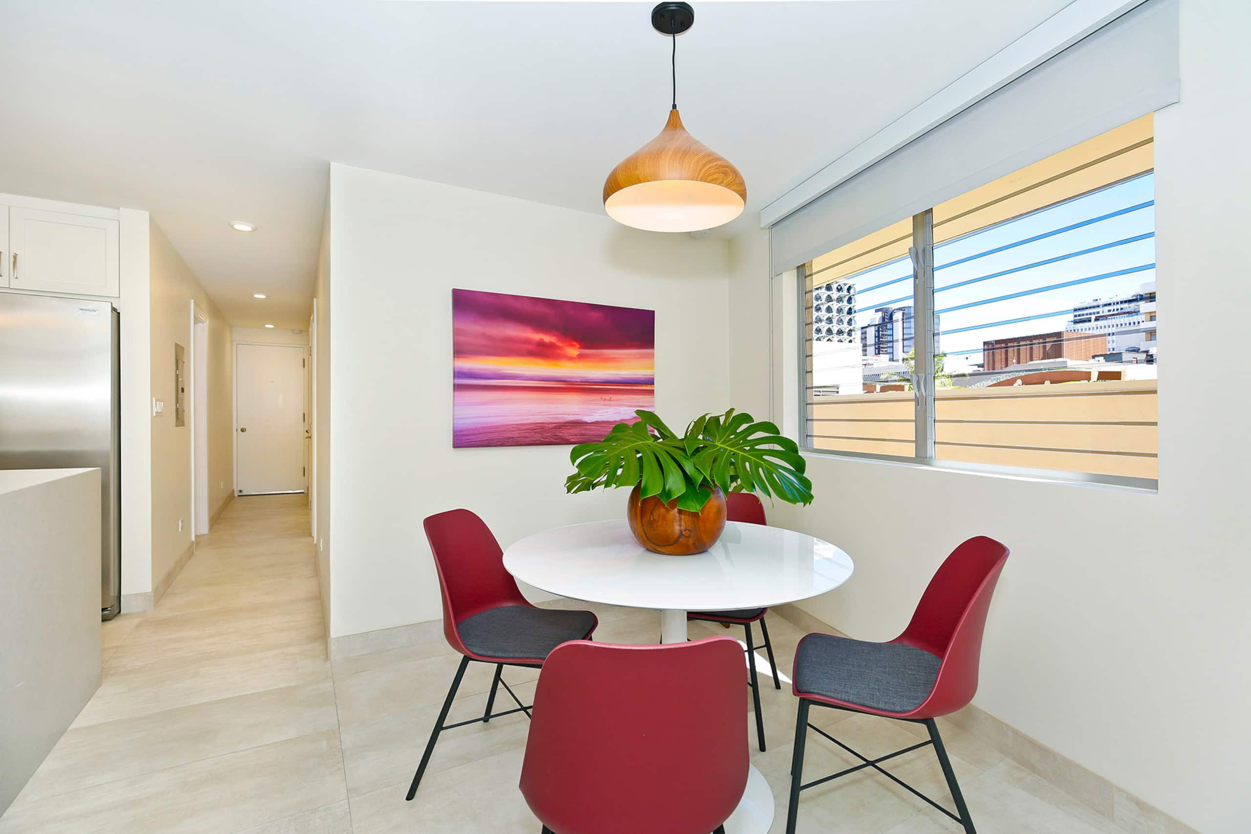 Condo in Honolulu · ★4.74 · 2 bedrooms · 3 beds · 1 bath - Image 4
