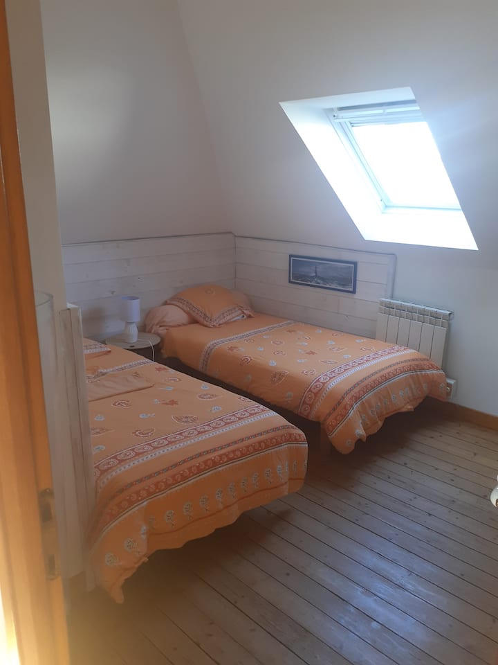 Ორადგილიანი ოთახი