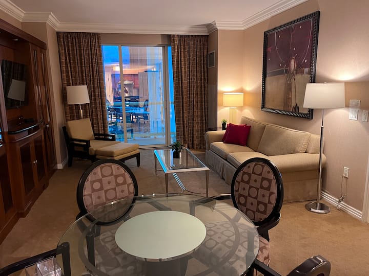 Utajisikia nyumbani.