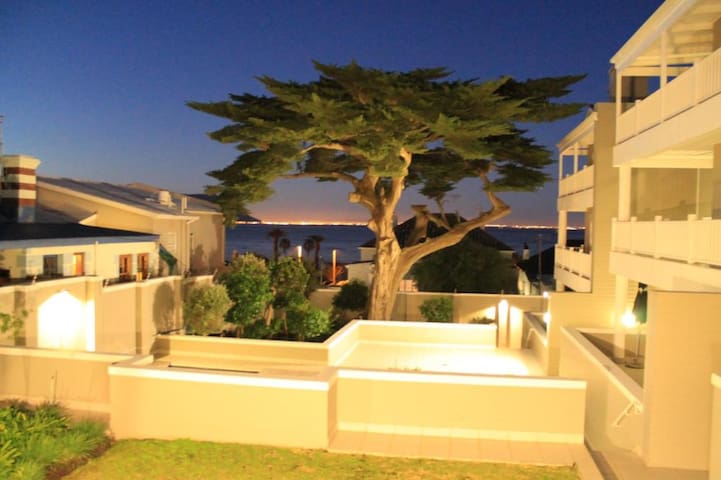 Seaforth Terraces Holiday Apartment