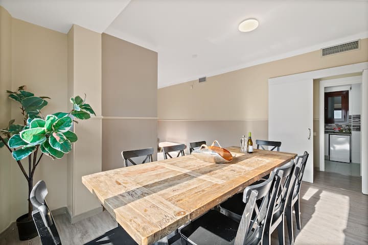 Modern Apt Sagrada Familia / Shared terrace gallery image 3