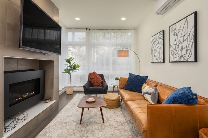 The Haven – A Stylish Townhome on Queen Anne gallery image 3