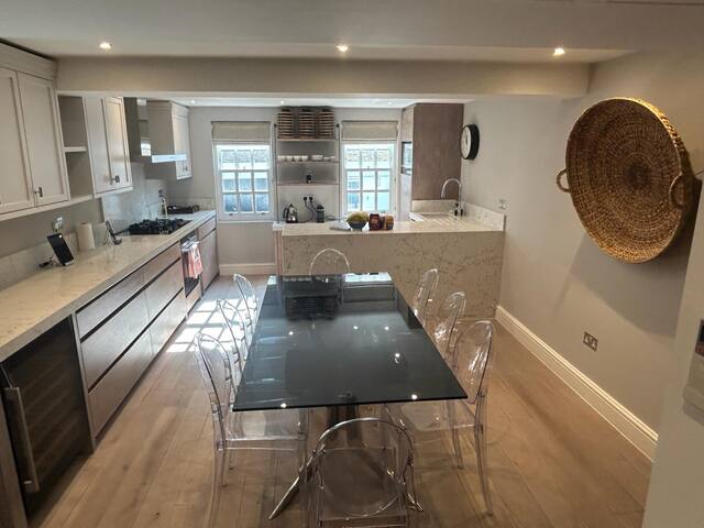 Super Luxury Chelsea Green home gallery image 4