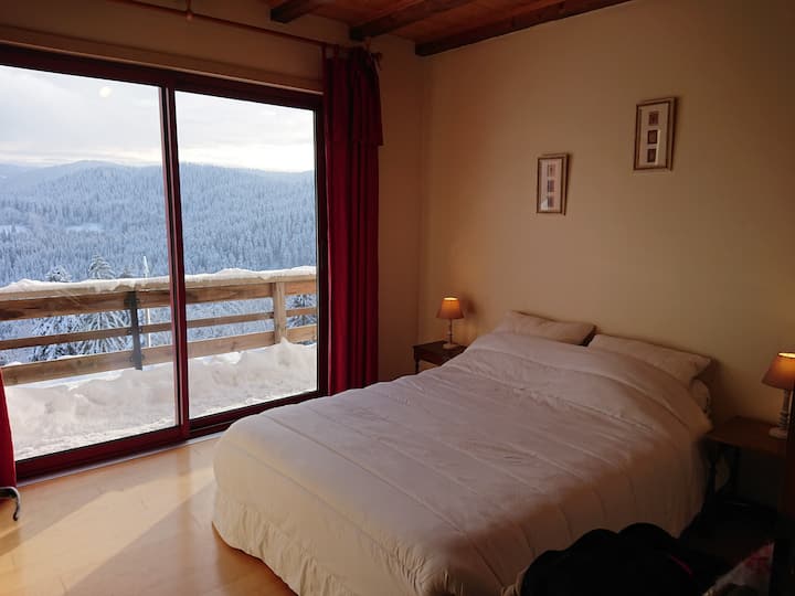 一楼第二间卧室